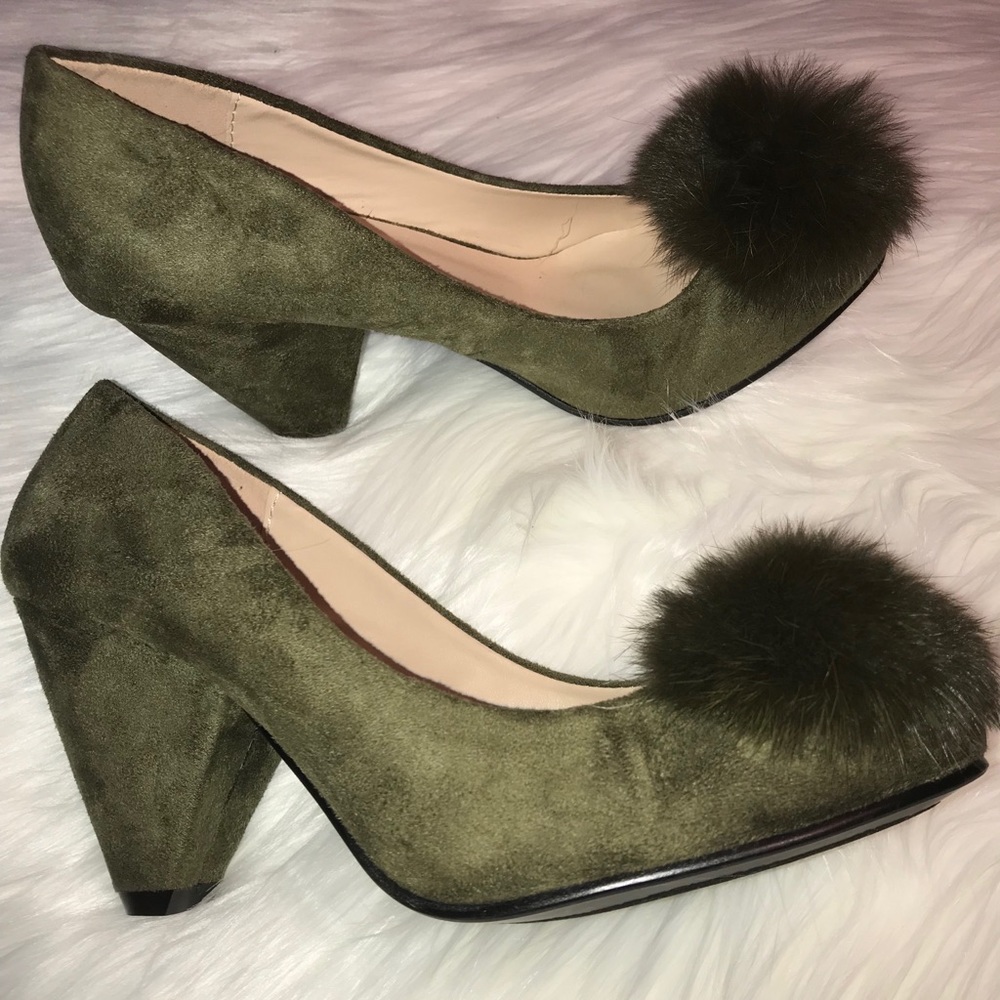 Pom Pom Heel
